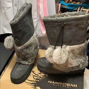 Manitobah mukluk boots
